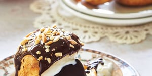 Photo de la Recette: Choux à la Crème Glacée style Profiteroles