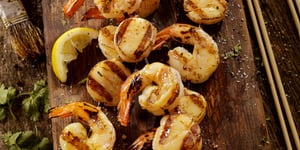 Brochettes de Fruits de Mer à la Cajun