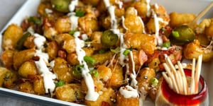 Casserole de Tater Tots style nachos à la friteuse à air