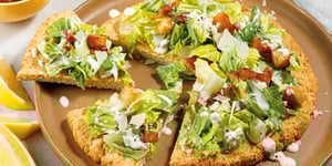 Photo de la Recette: Croquette de Poulet Géante et Salade César