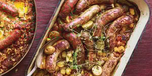 Photo de la Recette: Fricassée de Saucisses de Toulouse aux Légumes d’Automne Rôtis