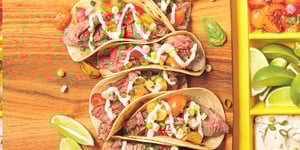 Photo de la Recette: Mini-tacos de Bavettes et Crème Sure à la Lime