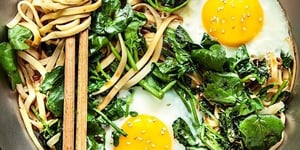 Photo de la Recette: Poêlée d’Udon, Cresson, et Oeuf