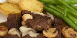 Photo de la Recette: BOEUF BOURGUIGNON À L’EXTRA GRAND CAMEMBERT