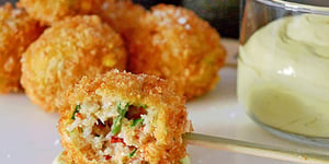Photo de la Recette: Beignets de Homard et Mousse à l'avocat