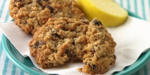 Biscuits à L'Avoine, au Miel et aux Raisins