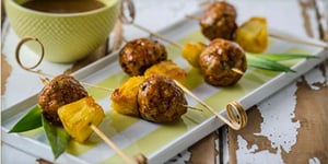 Photo de la Recette: Boulettes de Porc Jerk avec Ananas Confit au Rhum
