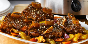 Photo de la Recette: Bouts de Côtes Asiatiques Braisés à la Mijoteuse