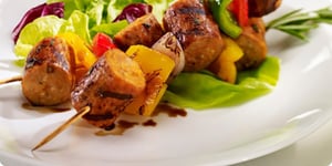 Photo de la Recette: Brochettes de Saucisses Italiennes et Poivrons Grillés