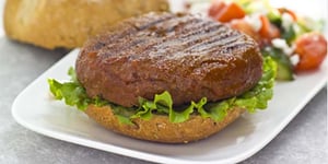 Photo de la Recette: Burgers de Pois Chiches et de Champignons en Sauce