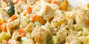 Photo de la Recette: CASSEROLE DE POULET AUX POMMES ET AU FROMAGE LE 14 ARPENTS
