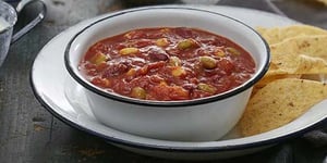 CHILI VÉGÉTARIEN AU MAÏS ET HARICOTS DE SOYA