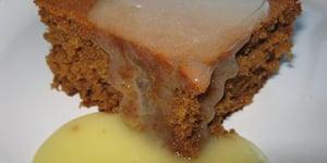 Photo de la Recette: GÂTEAU À LA MÉLASSE, SAUCE AU CITRON
