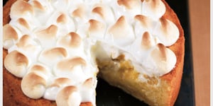 Photo de la Recette: GÂTEAU AUX POMMES MERINGUÉ