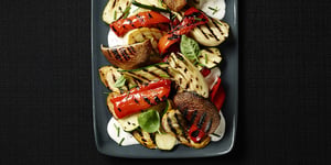 Photo de la Recette: Légumes Grillés et Sauce Yogourt-Parmesan