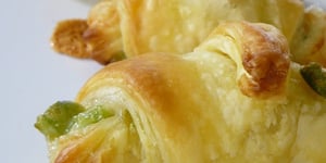 Mini-croissant chèvre et poivron vert