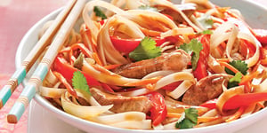 Photo de la Recette: Nouilles Sautées au Porc, Sauce Thaï