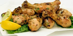 Photo de la Recette: PILONS DE POULET AUX NOIX ÉPICÉES ET LE FLEURMIER DE CHARLEVOIX