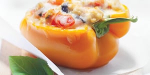 Photo de la Recette: POIVRONS FARCIS ET GRATINÉS AU MONT ST-BENOÎT