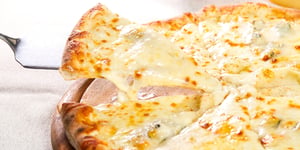 Photo de la Recette: Pizza aux Quatre Fromages au Thermomix