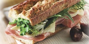 Sandwich au Jambon Cuit au Bouillon, au Fenouil et au Fromage