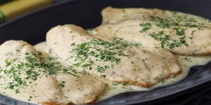 Photo de la Recette: Tilapia Poché avec Sauce au Vin Blanc