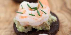 Toasts au Guacamole et Crevettes