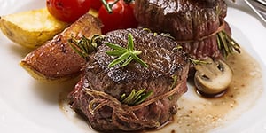 Photo de la Recette: Tournedos au Vin Rouge et aux Herbes