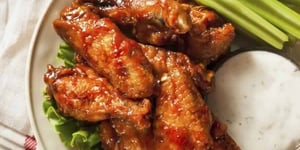 Ailes de Poulet Épicées ou " Chicken Wings – Spicy "