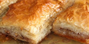 Baklava aux Noix et aux Amandes