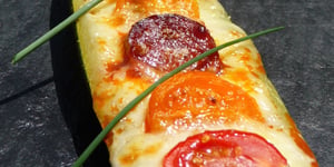 Barquettes de Courgettes au Chorizo, Tomates Cerises et Mozzarella
