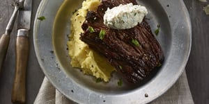 Photo de la Recette: BAVETTE DE BOEUF AU FROMAGE QUARK LIBERTÉ, À L’ÉCHALOTE ET AU PARMESAN