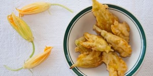 Photo de la Recette: BEIGNETS DE FLEURS DE COURGE