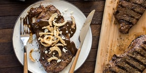 BIFTECK AVEC SAUCE MOUTARDE BALSAMIQUE