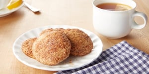 Photo de la Recette: BISCUITS À LA CANNELLE AVEC LA PÂTE À BISCUITS AUX POSSIBILITÉS INFINIES BECEL