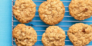 Biscuits à L'avoine, à la Cannelle et aux Dattes