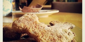 Photo de la Recette: BISCUITS AU MIEL ET FLOCONS D’AVOINE POUR CHIEN