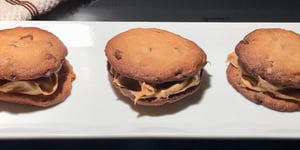 Photo de la Recette: Biscuits aux Pépites de Chocolat Farci de Beurre D'arachide