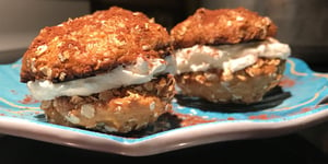 Biscuits à L'Avoine et Glaçage au Fromage à la Crème