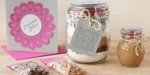 Photo de la Recette: BISCUITS À L’AVOINE, AMANDES ET CHOCOLAT AU LAIT ( Biscuits en Pot )