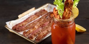 Photo de la Recette: BLOODY CEASAR AU BACON ÉPICÉ