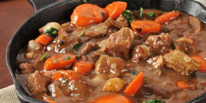 Boeuf Bourguignon aux Petits Oignons