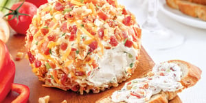 Photo de la Recette: Boule de Fromage Ranch au Bacon