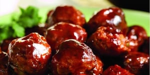 Photo de la Recette: BOULETTES AUX CANNEBERGES ET AU PIMENT ROUGE (MIJOTEUSE)