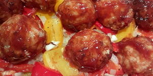 BOULETTES DE PORC À LA SAUCE BARBECUE ET AUX POIVRONS