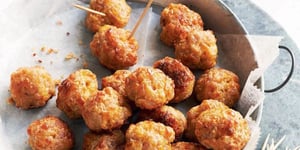 Photo de la Recette: Boulettes de Saucisse et Fromage de Martha Stewart