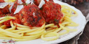 Photo de la Recette: BOULETTES DE VIANDE AU FENOUIL ET À LA SAUCE TOMATE