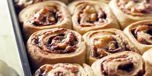 Brioches à la Cannelle et au Fromage Baluchon
