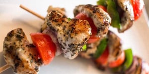 Brochettes de Poulet Mariné au Citron et au Romarin Sans Gluten