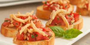 Photo de la Recette: Bruschetta aux Oignons Croustillants